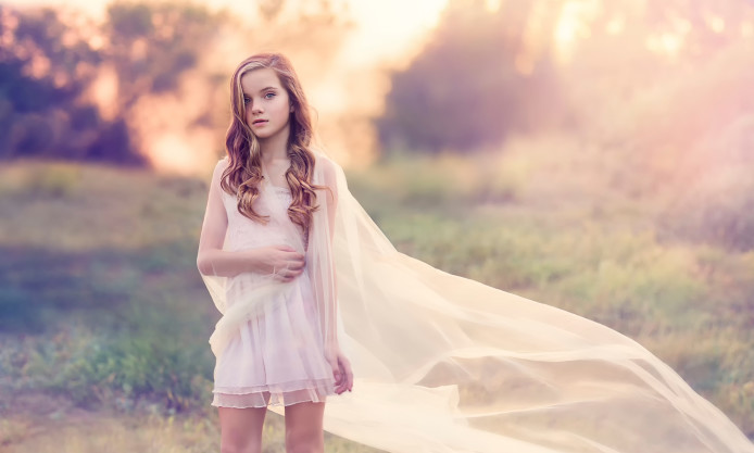 kid-models-silk-sunset-photoshoot-picture-country-retro-wallpaper-694×417