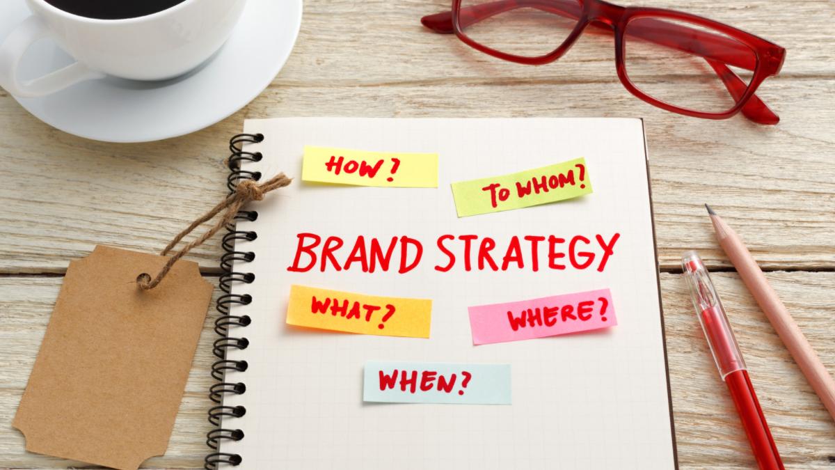 strategi brand marketing