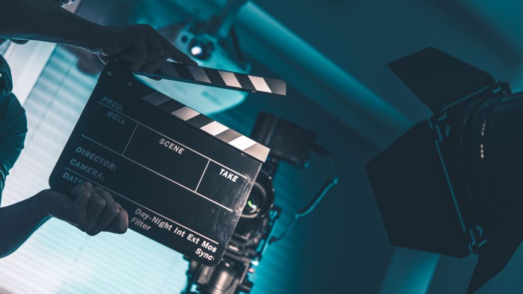 Pengaruh Teknologi Terhadap Produksi dan Distribusi Film