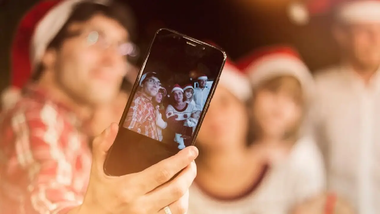 Gunakan Smartphone untuk membuat film tema Natal